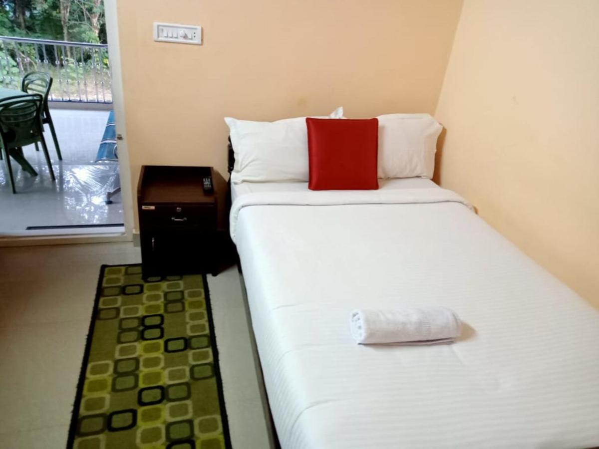 Mangalappillil Homestay Munnar Buitenkant foto