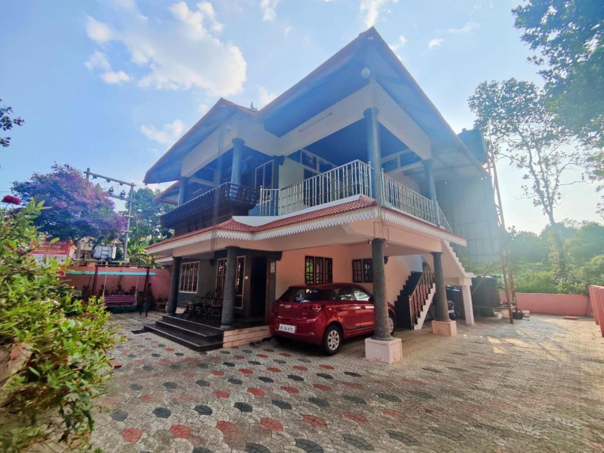 Mangalappillil Homestay Munnar Buitenkant foto