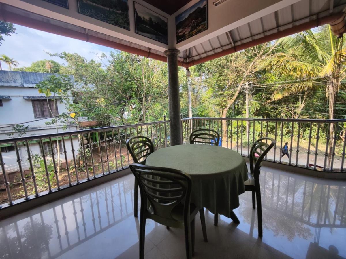 Mangalappillil Homestay Munnar Buitenkant foto
