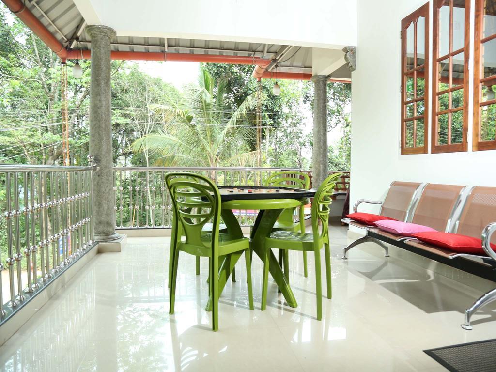 Mangalappillil Homestay Munnar Buitenkant foto