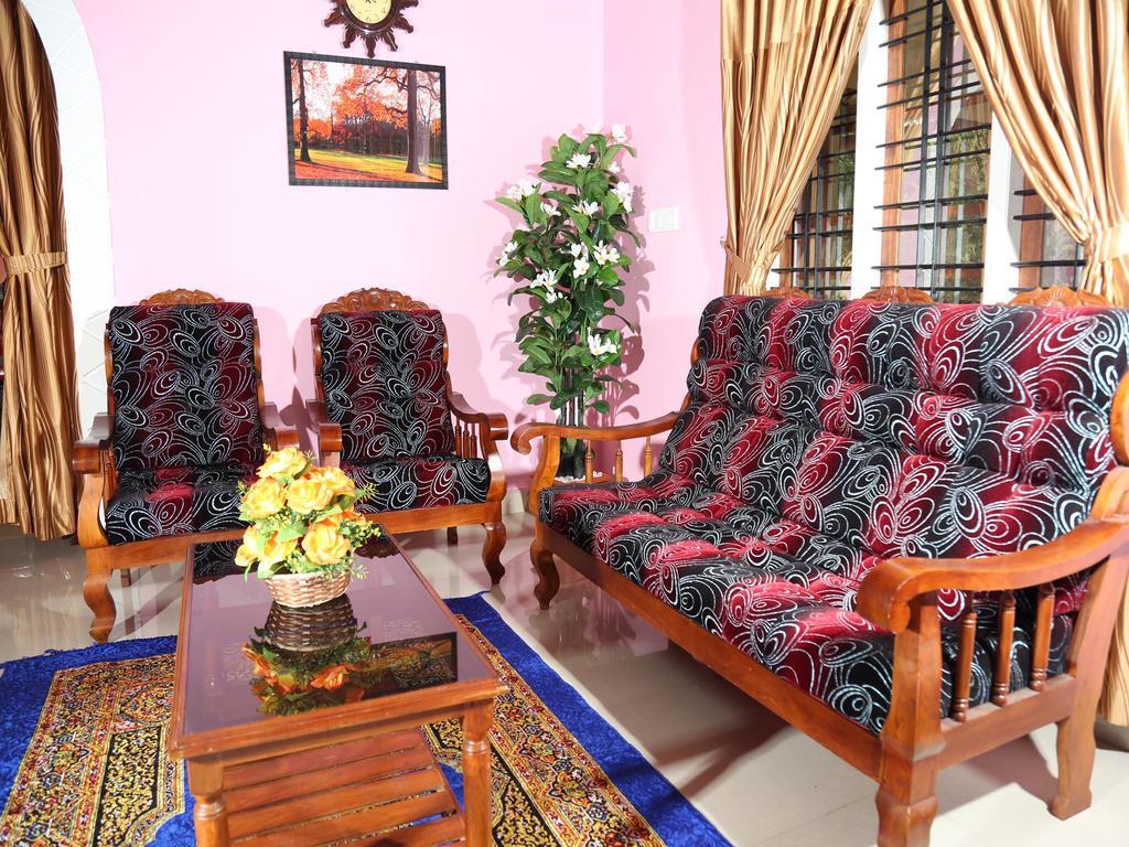 Mangalappillil Homestay Munnar Buitenkant foto